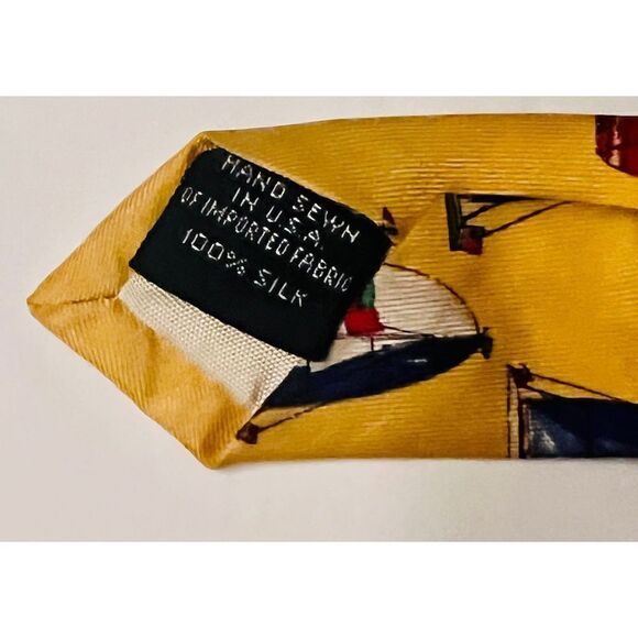 Lands End 100% Silk Tie Sailboat Vintage - Picture 2 of 4